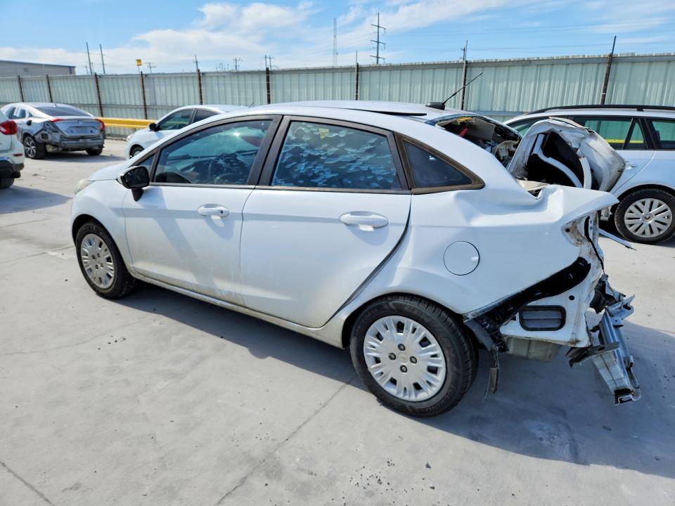 53762496 :رقم المزاد ، 3FADP4AJ6GM135878 vin ، 2016 Ford Fiesta مزاد بيع
