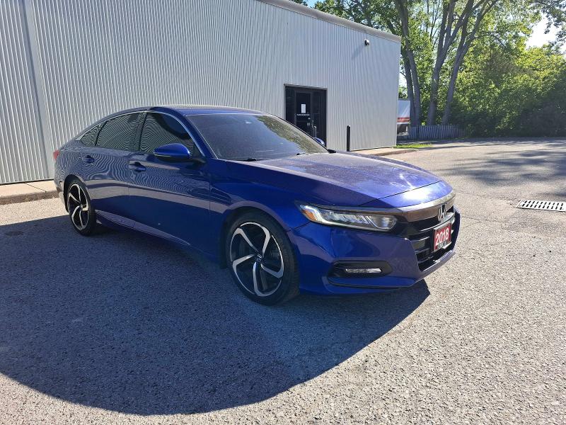 Aukcja sprzedaży 2018 Honda Accord, vin: 1HGCV1F37JA811183, numer aukcji: 55829206