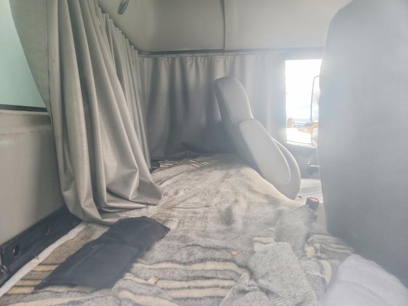 Продажа на аукционе авто 2007 Freightliner M2, vin: 1FVACWDC17HX68055, номер лота: 53937766