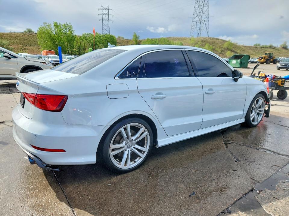 Продаж на аукціоні авто 2015 Audi S3, vin: WAUBFGFF2F1080252, номер лоту: 54127716