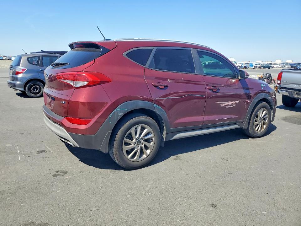 53999996 :رقم المزاد ، KM8J33A24HU528007 vin ، 2017 Hyundai Tucson مزاد بيع