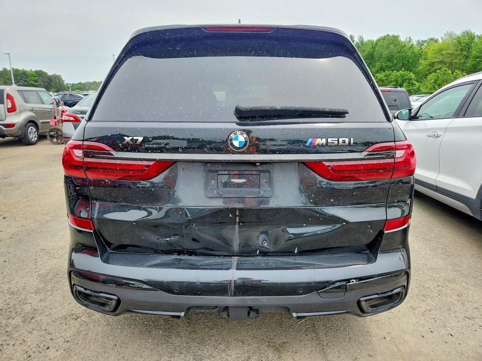55349536 :رقم المزاد ، 5UXCX6C08M9H52376 vin ، 2021 Bmw X7 مزاد بيع