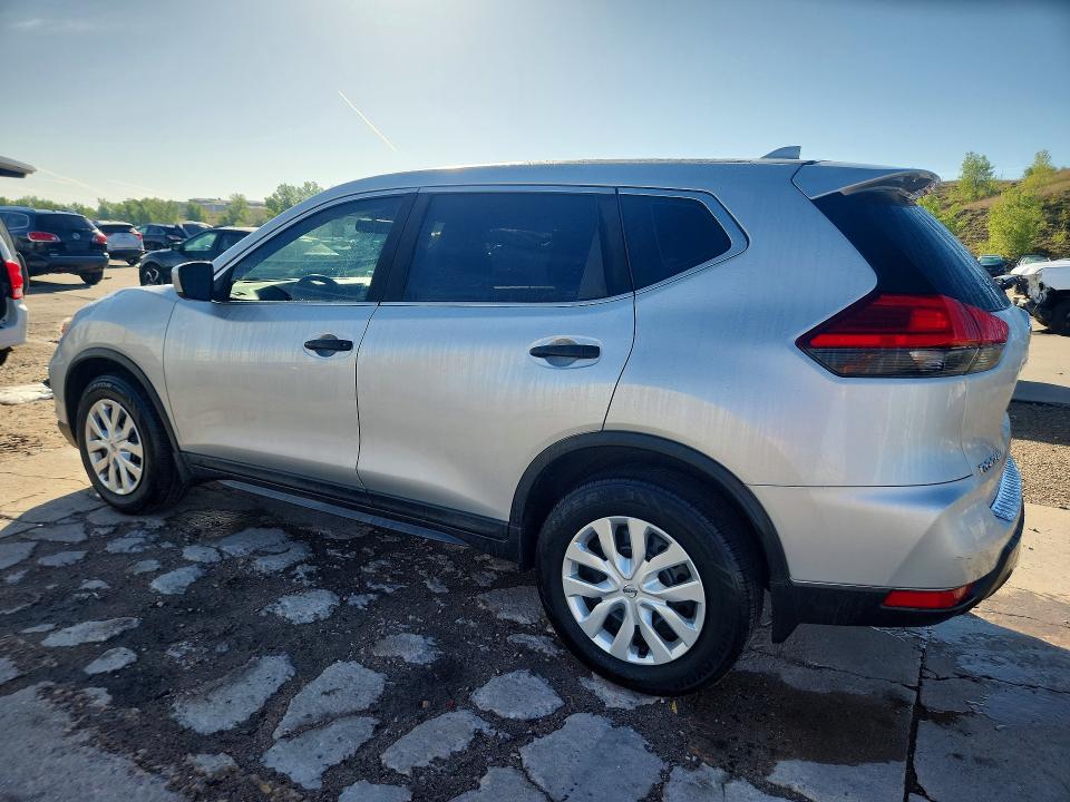 54610586 :رقم المزاد ، KNMAT2MVXHP587811 vin ، 2017 Nissan Rogue مزاد بيع