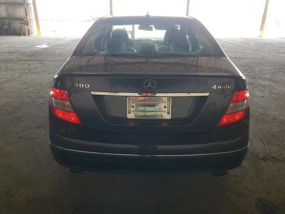 54436896 :رقم المزاد ، WDDGF81X38F094249 vin ، 2008 Mercedes-benz C مزاد بيع