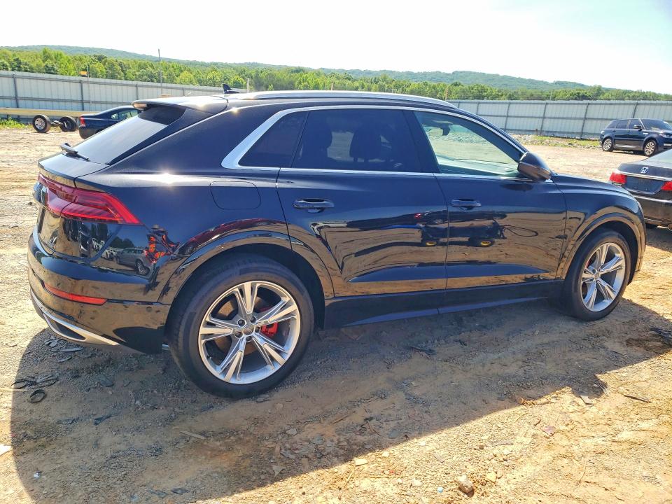 55321156 :رقم المزاد ، WA1CVAF10KD008626 vin ، 2019 Audi Q8 مزاد بيع