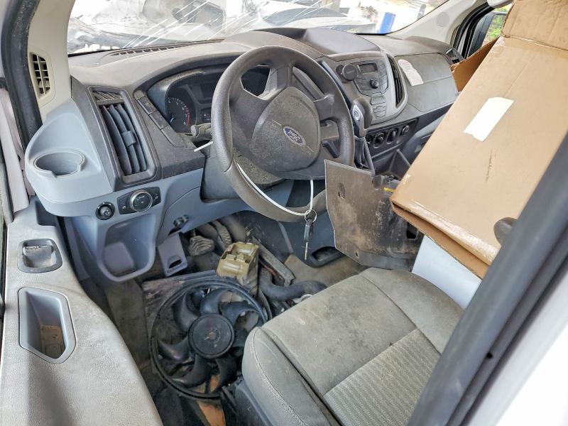 46962646 :رقم المزاد ، 1FTNE1ZM6FKA44696 vin ، 2015 Ford Transit مزاد بيع