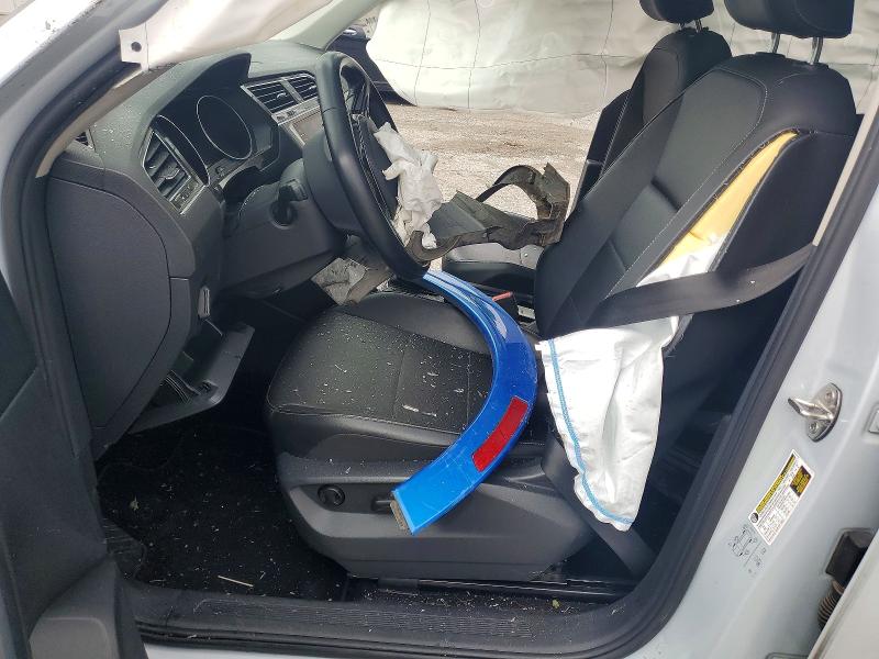 54909606 :رقم المزاد ، 3VV2B7AX1JM115309 vin ، 2018 Volkswagen Tiguan مزاد بيع