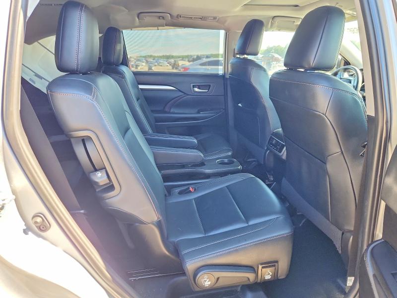 2019 Toyota Highlander მანქანა იყიდება აუქციონზე, vin: 5TDKZRFH4KS552410, აუქციონის ნომერი: 52474656