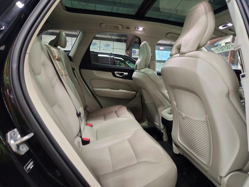 Продажа на аукционе авто 2019 Volvo Xc60, vin: LYVA22RK7KB231028, номер лота: 51831616