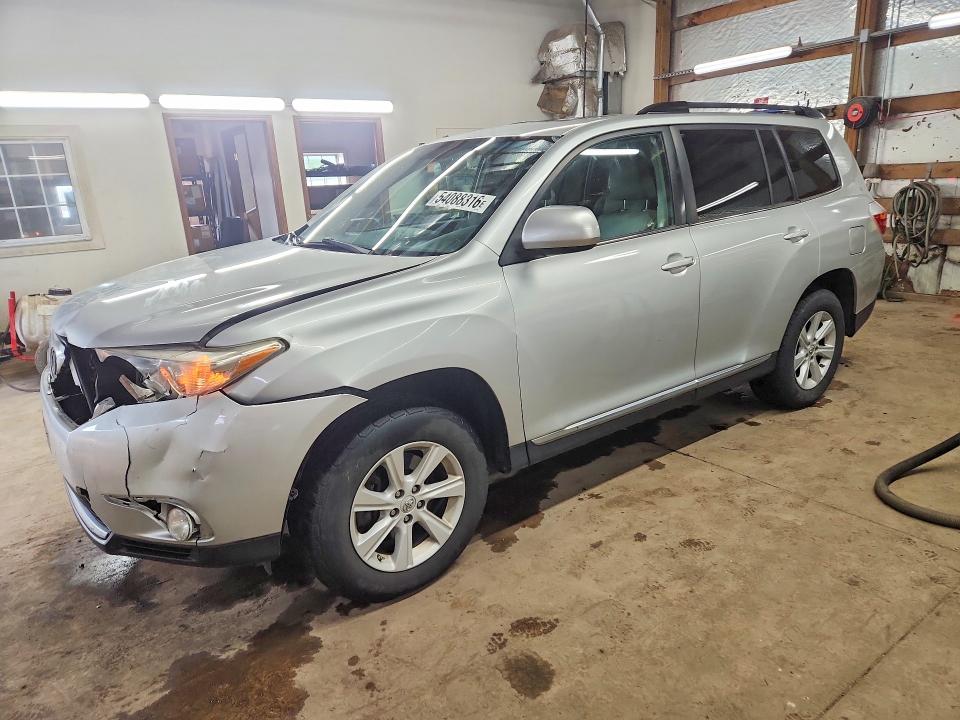 2012 Toyota Highlander მანქანა იყიდება აუქციონზე, vin: 5TDBK3EH0CS116769, აუქციონის ნომერი: 54088316