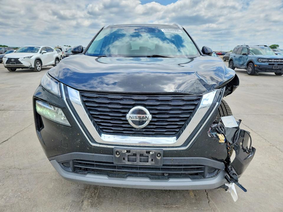 53040906 :رقم المزاد ، 5N1AT3BA4MC683291 vin ، 2021 Nissan Rogue مزاد بيع