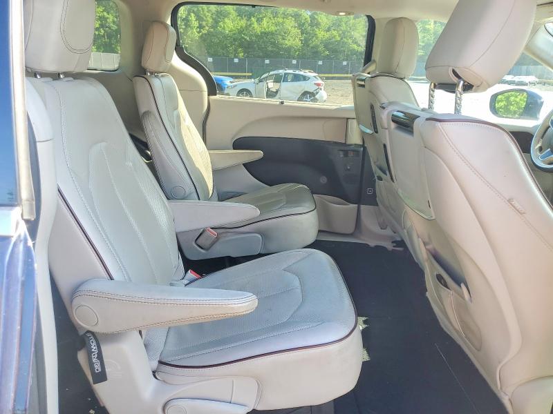 53723646 :رقم المزاد ، 2C4RC1GG2HR571806 vin ، 2017 Chrysler Pacifica مزاد بيع