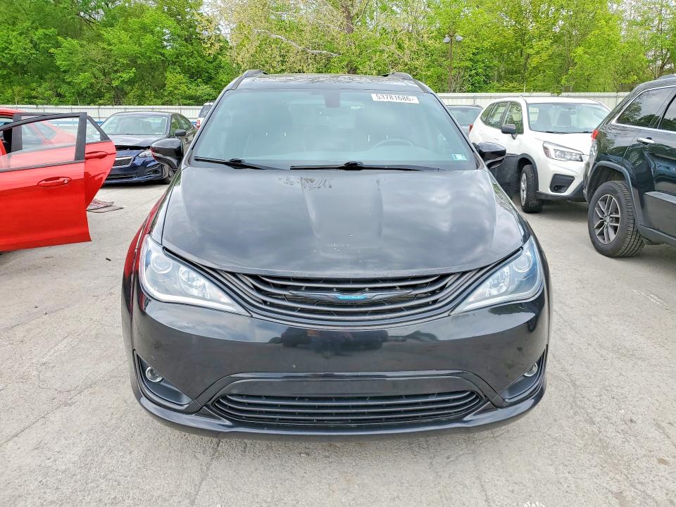 Продаж на аукціоні авто 2019 Chrysler Pacifica, vin: 2C4RC1N70KR577713, номер лоту: 53781686