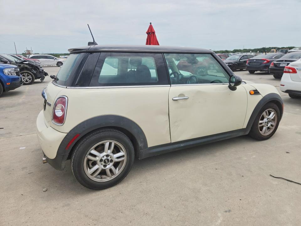 2013 Mini Cooper მანქანა იყიდება აუქციონზე, vin: WMWSU3C58DT687882, აუქციონის ნომერი: 53634366