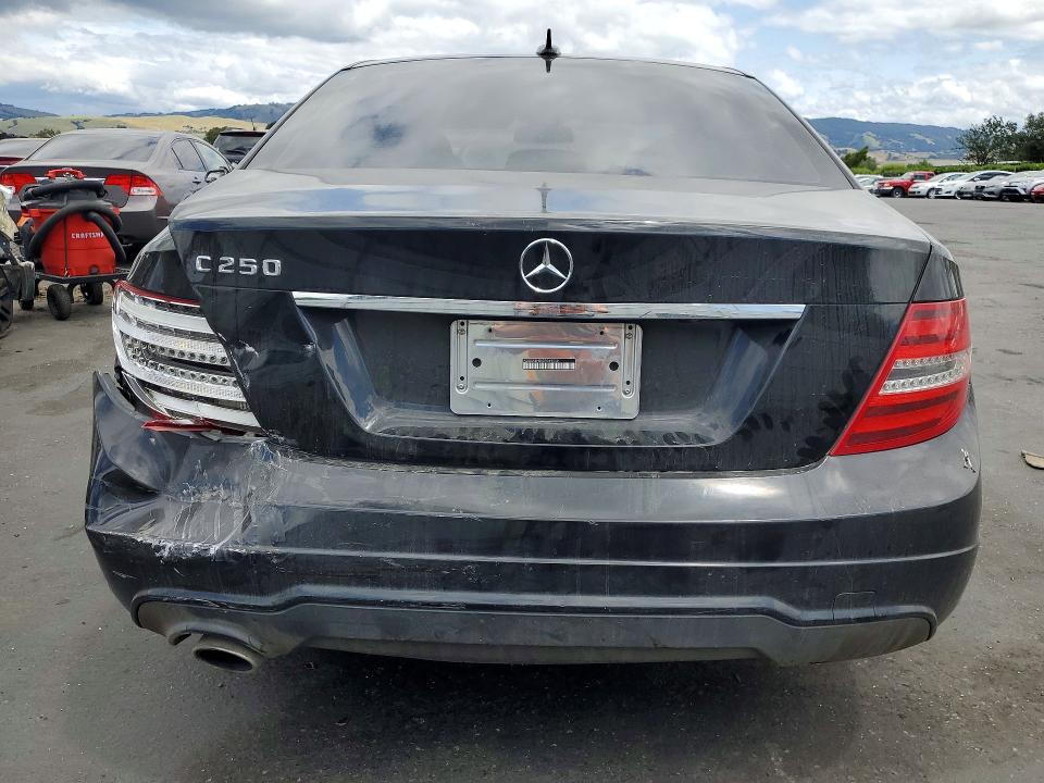 Auction sale of the 2013 Mercedes-benz C, vin: WDDGF4HB8DR269509, lot number: 52363916
