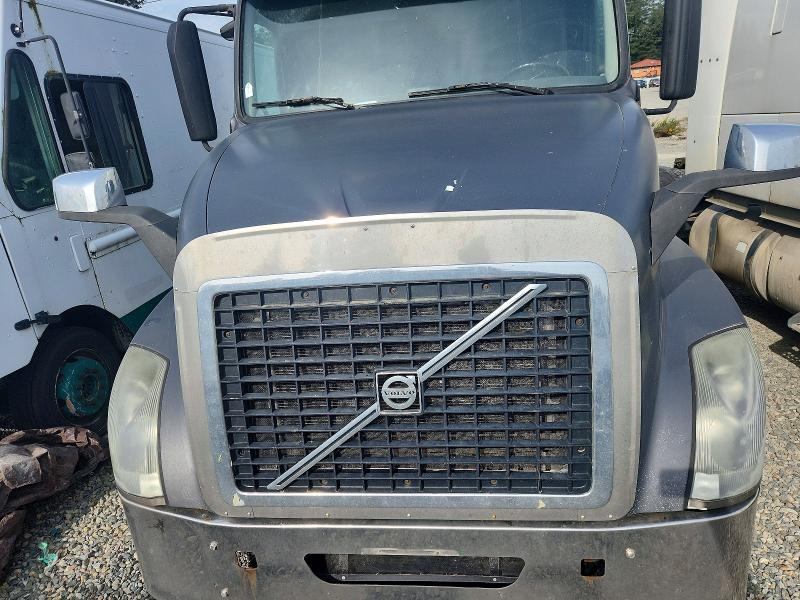 Продажа на аукционе авто 2011 Volv Vn, vin: 4V4NC9EH9BN295934, номер лота: 46780656
