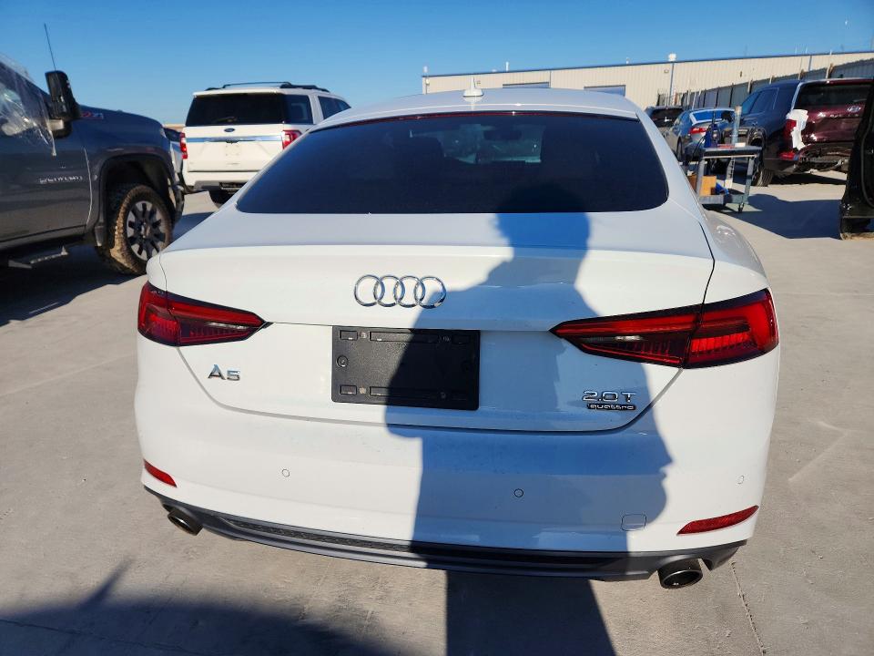 52029286 :رقم المزاد ، WAUENCF57JA008164 vin ، 2018 Audi A5 مزاد بيع