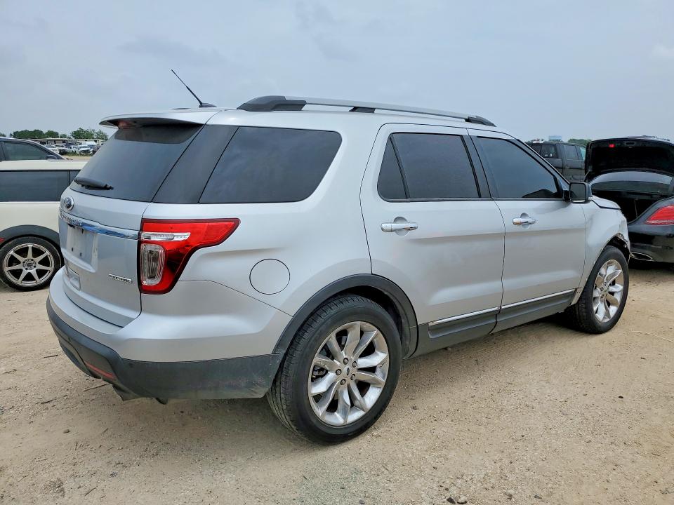 52587036 :رقم المزاد ، 1FM5K7D82EGA74443 vin ، 2014 Ford Explorer مزاد بيع