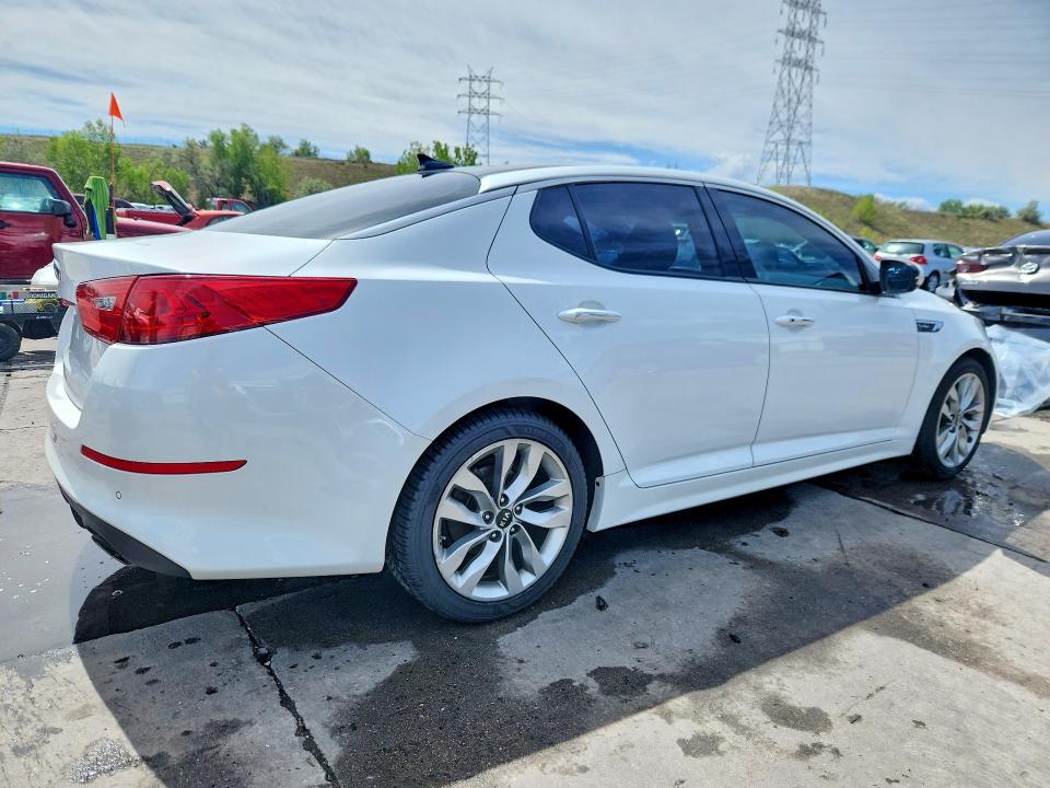2014 Kia Optima მანქანა იყიდება აუქციონზე, vin: 5XXGR4A61EG334266, აუქციონის ნომერი: 54516066
