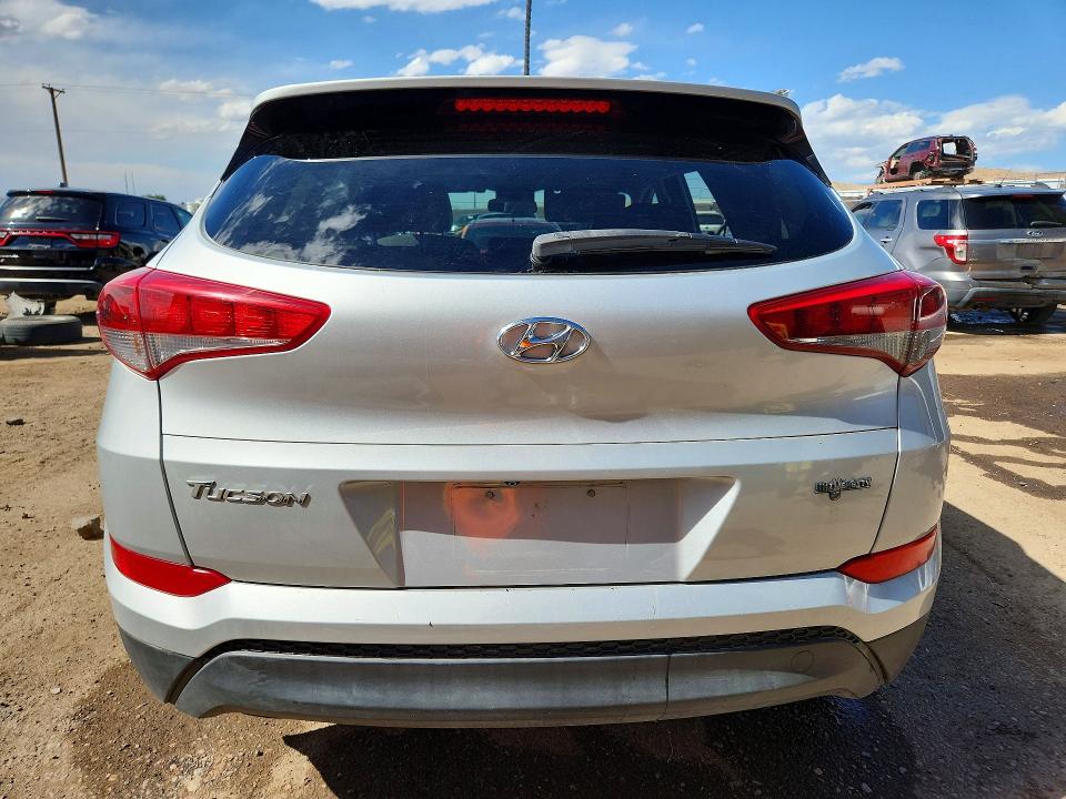 54104836 :رقم المزاد ، KM8J23A40HU407429 vin ، 2017 Hyundai Tucson مزاد بيع