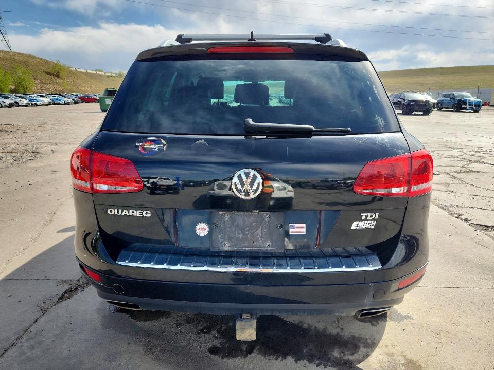 52970486 :رقم المزاد ، WVGEK9BP3CD005992 vin ، 2012 Volkswagen Touareg مزاد بيع