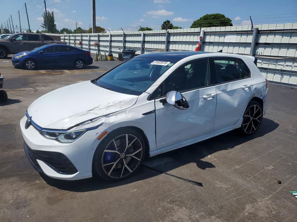 51633976 :رقم المزاد ، WVWEB7CD4RW128405 vin ، 2024 Volkswagen Golf R مزاد بيع