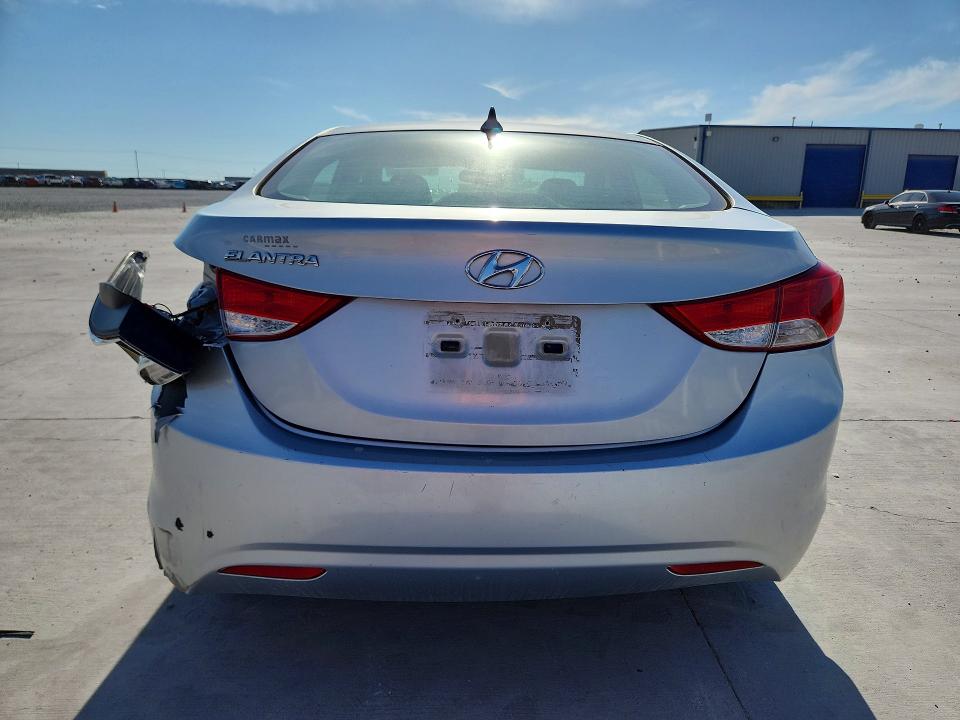 53645236 :رقم المزاد ، KMHDH4AE2DU943688 vin ، 2013 Hyundai Elantra مزاد بيع