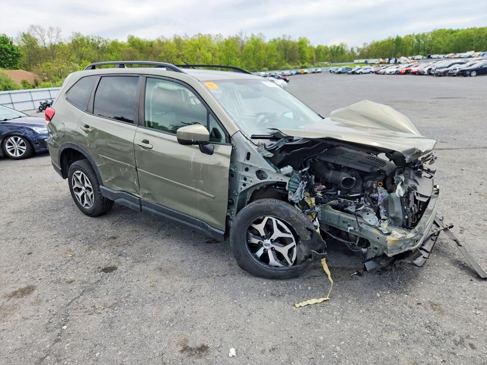 Продаж на аукціоні авто 2021 Subaru Forester, vin: JF2SKAFC8MH520904, номер лоту: 53320186