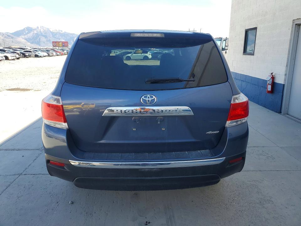 Продаж на аукціоні авто 2013 Toyota Highlander, vin: 5TDBK3EH9DS215916, номер лоту: 52720076