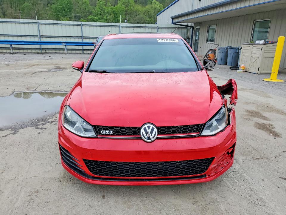 52176086 :رقم المزاد ، 3VWYT7AU1FM057329 vin ، 2015 Volkswagen Gti مزاد بيع