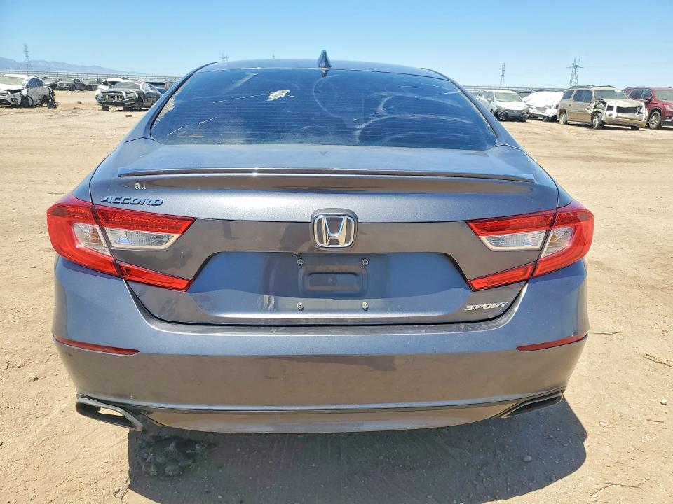 Продажа на аукционе авто 2018 Honda Accord, vin: 1HGCV1F3XJA228929, номер лота: 54146176