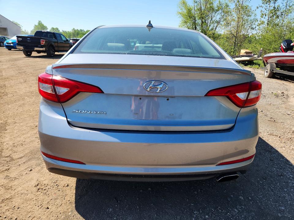 2017 Hyundai Sonata მანქანა იყიდება აუქციონზე, vin: 5NPE24AF2HH570395, აუქციონის ნომერი: 53636196