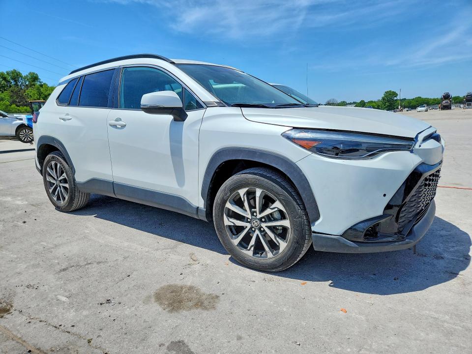 Продаж на аукціоні авто 2022 Toyota Corolla Cross, vin: 7MUDAAAG4NV019029, номер лоту: 53785216