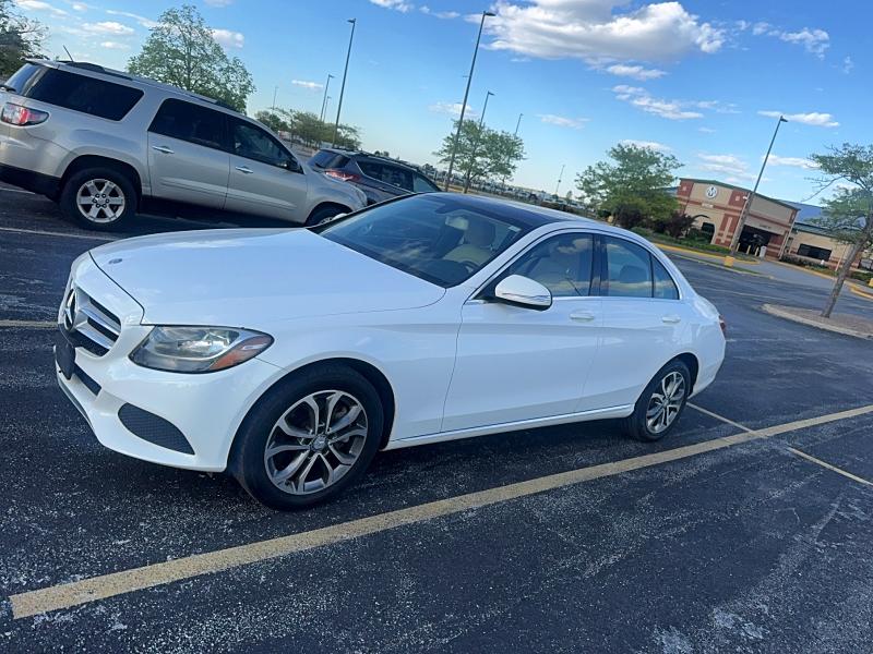2015 Mercedes-benz C მანქანა იყიდება აუქციონზე, vin: 55SWF4KB4FU037530, აუქციონის ნომერი: 53472576