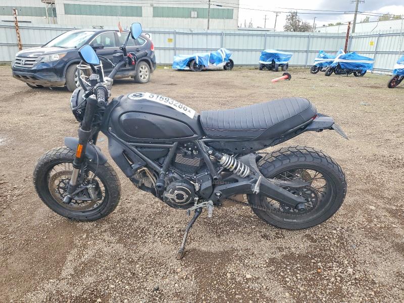 51693286 :رقم المزاد ، ML0KAFPM1NT006123 vin ، 2022 Ducati Scrambler مزاد بيع