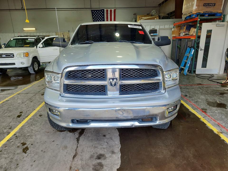 55049536 :رقم المزاد ، 1D3HV18P89S711840 vin ، 2009 Dodge Ram 1500 مزاد بيع