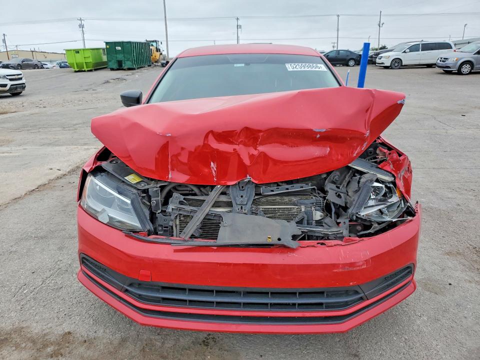 52599866 :رقم المزاد ، 3VWD17AJ1FM259212 vin ، 2015 Volkswagen Jetta مزاد بيع