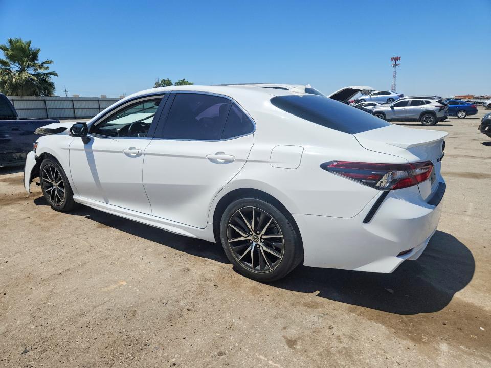 Продажа на аукционе авто 2024 Toyota Camry, vin: 4T1G11AK6RU228054, номер лота: 53849526