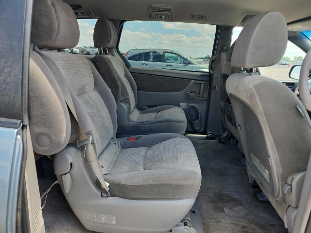 52164346 :رقم المزاد ، 5TDKK4CC1AS334505 vin ، 2010 Toyota Sienna مزاد بيع