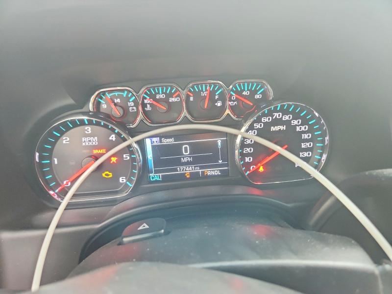 2017 Chevrolet Suburban მანქანა იყიდება აუქციონზე, vin: 1GNSKGKC8HR261832, აუქციონის ნომერი: 54876086