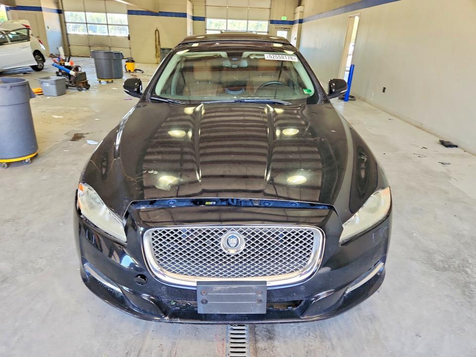 2011 Jaguar Xj მანქანა იყიდება აუქციონზე, vin: SAJWA1CBXBLV08442, აუქციონის ნომერი: 52559176