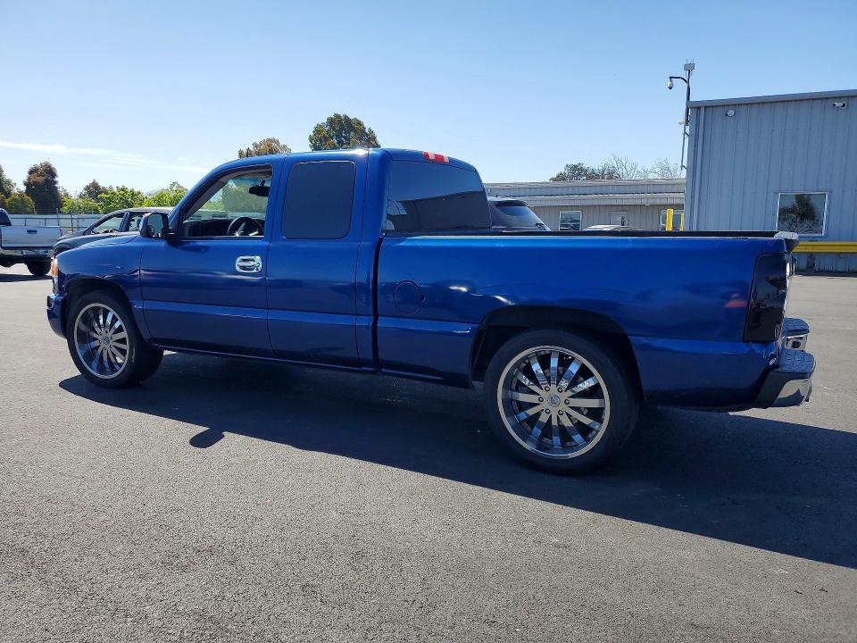 Продажа на аукционе авто 2004 Gmc New Sierra, vin: 2GTEC19T141373364, номер лота: 52932346