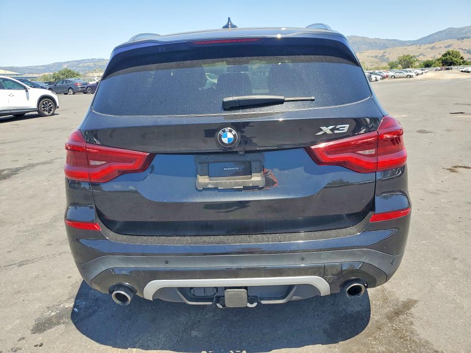 52496056 :رقم المزاد ، 5UXTR9C5XJLC80297 vin ، 2018 Bmw X3 مزاد بيع