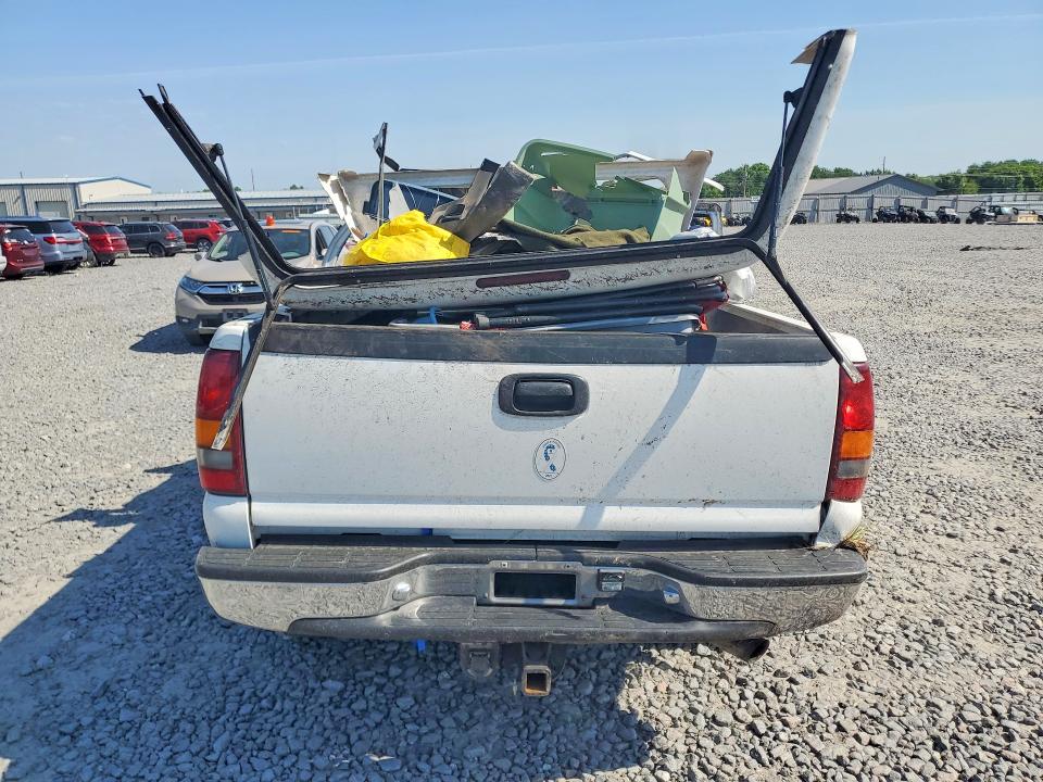 2001 Chevrolet Silverado მანქანა იყიდება აუქციონზე, vin: 1GCHK29U81E325546, აუქციონის ნომერი: 55189126