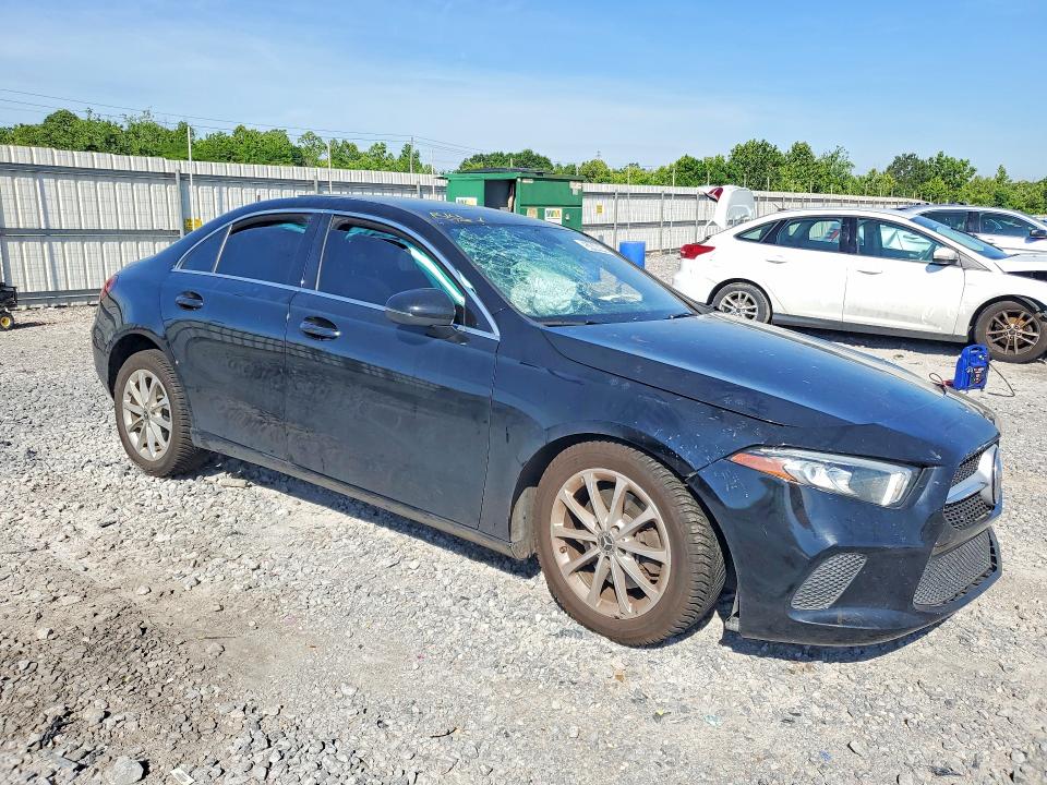 Продажа на аукционе авто 2020 Mercedes-benz A, vin: W1K3G4FB5LJ209683, номер лота: 52404846