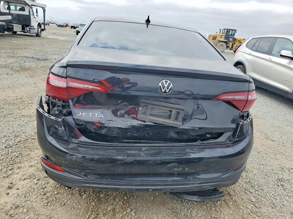 Продажа на аукционе авто 2023 Volkswagen Jetta, vin: 3VWBM7BU8PM025965, номер лота: 53571136