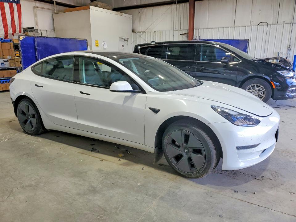 Продажа на аукционе авто 2022 Tesla Model 3, vin: 5YJ3E1EA2NF112071, номер лота: 55313336