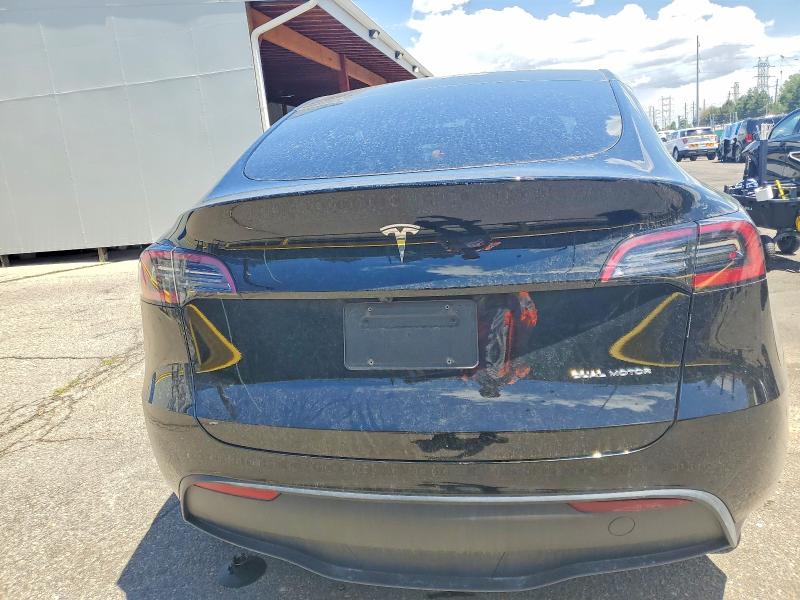 2024 Tesla Model Y მანქანა იყიდება აუქციონზე, vin: 7SAYGDEEXRF206373, აუქციონის ნომერი: 55458456