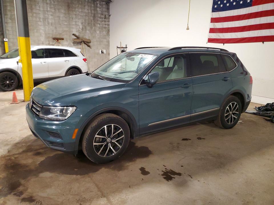 52849556 :رقم المزاد ، 3VV3B7AX7MM060048 vin ، 2021 Volkswagen Tiguan مزاد بيع