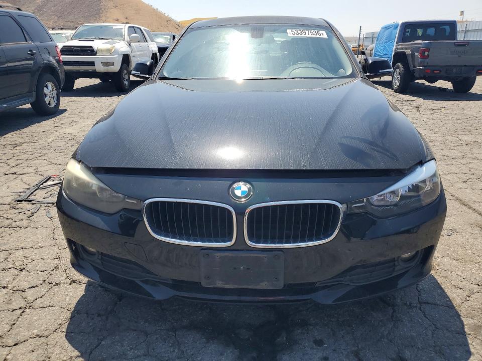 2014 Bmw 320 მანქანა იყიდება აუქციონზე, vin: WBA3B1C58EP679404, აუქციონის ნომერი: 53397536